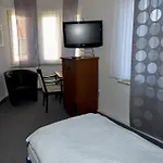 Hotel-nachtwaechter Otel Unna