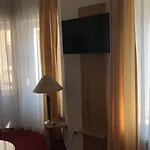 Hotel-nachtwaechter 2*