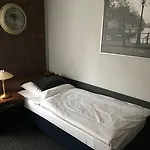 Otel Hotel-nachtwaechter