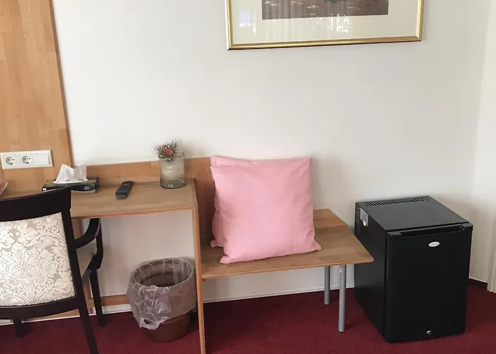 Hotel Hotel-nachtwaechter 2*